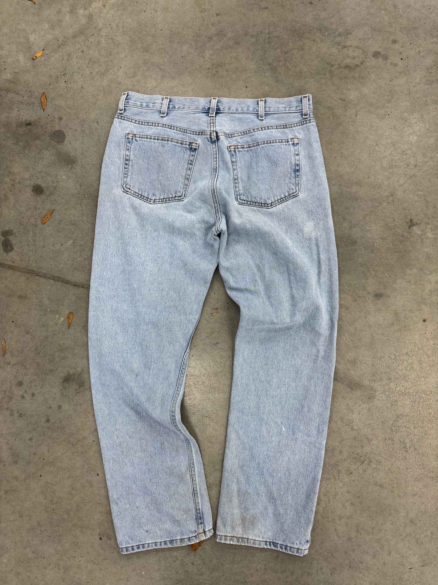 Levi Light Wash Denim Jean - 36
