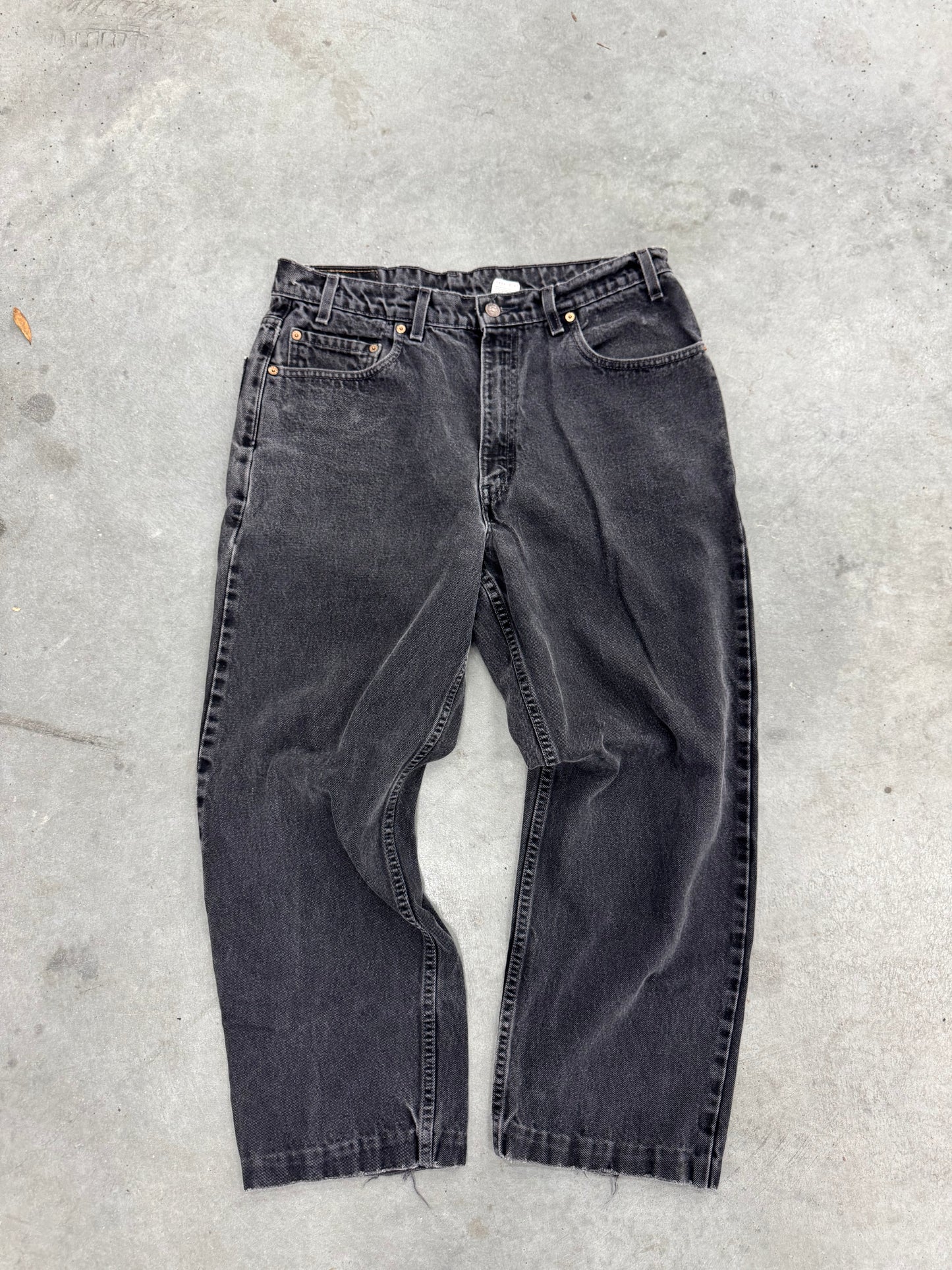 Black 550 Levi Faded Black Denim Jeans - 36