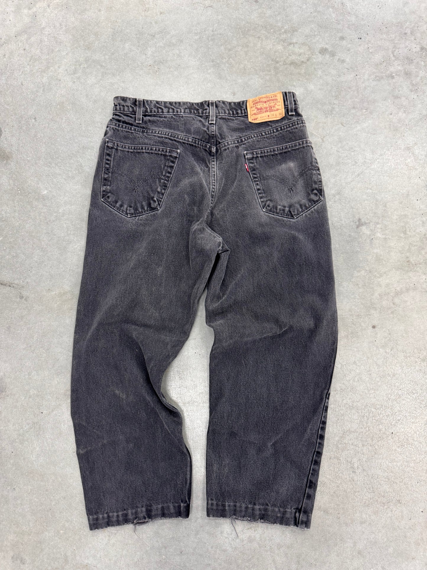 Black 550 Levi Faded Black Denim Jeans - 36