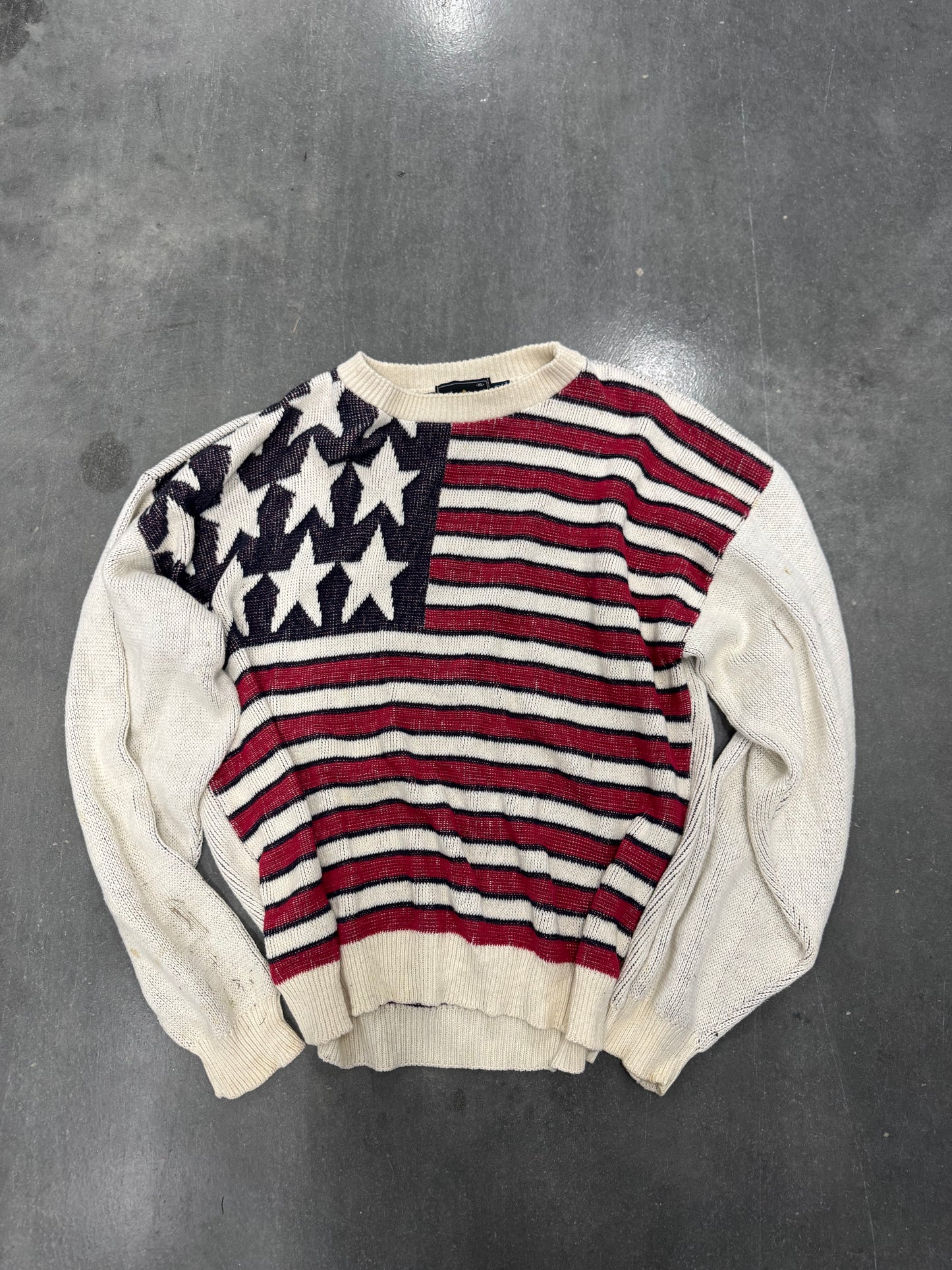 Vintage American Knit Sweater - L